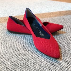 Rothy’s Red Points